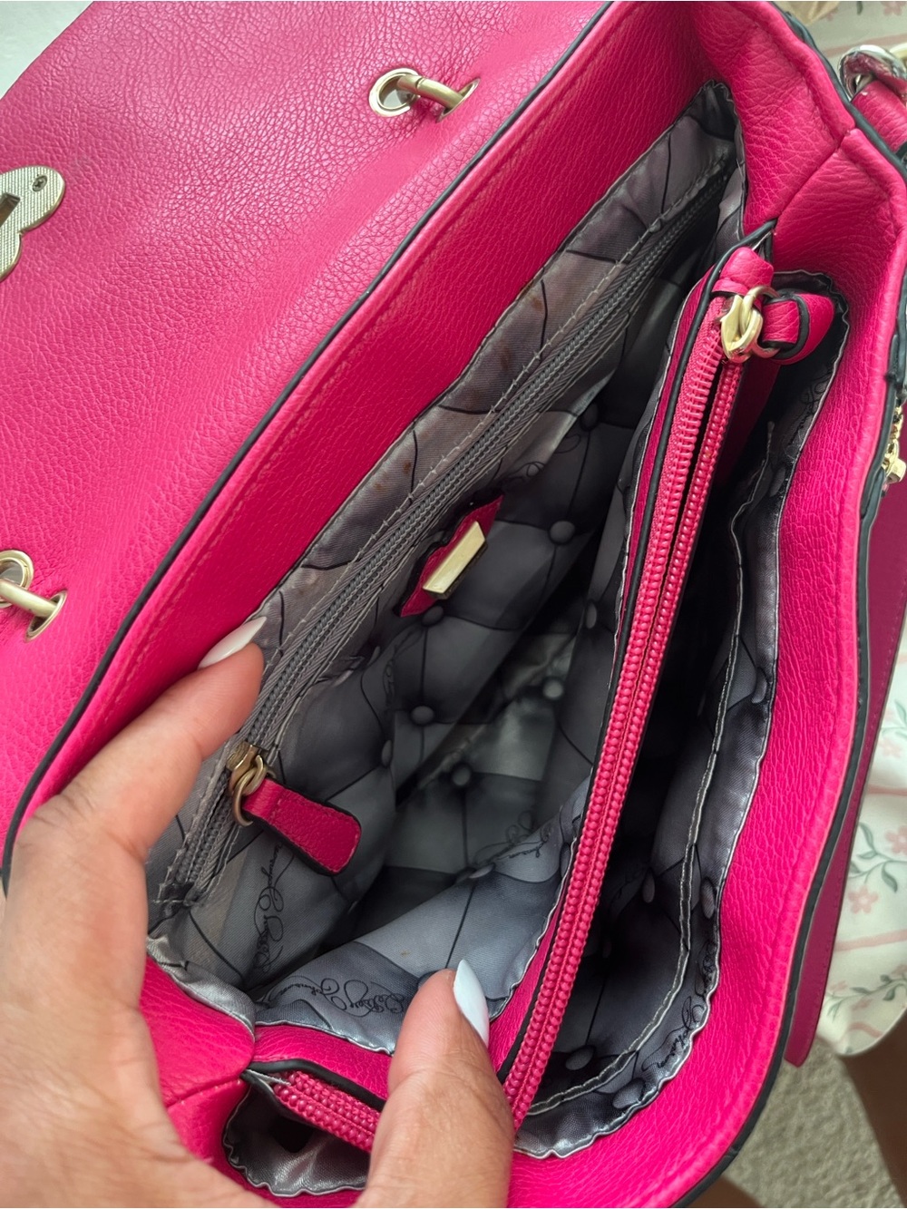 Betsy Johnson Iridescent Snakeskin Satchel - Picture 7 of 8